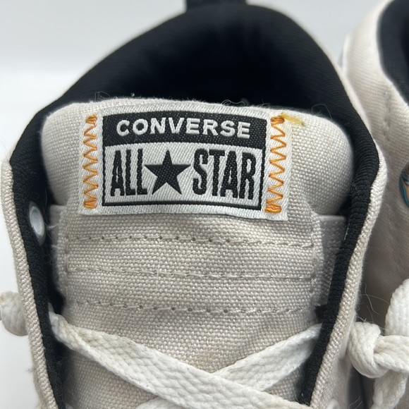 Converse Junior Girls canvas laced slip on mid tops. - Picture 4 of 10